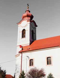RÓMAI KATOLIKUS TEMPLOM A Szent István Király templom helyén egy középkori templom állt, melyet többször