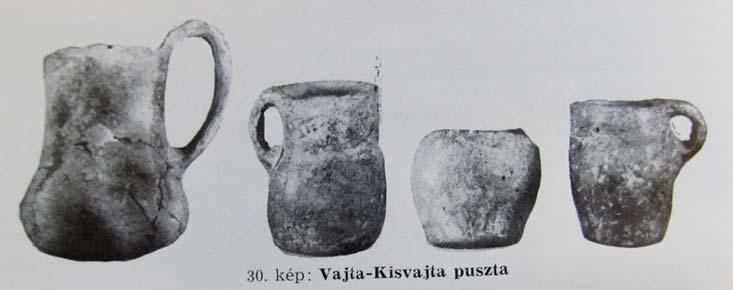 A Kisvajtai-dűlőben kora bronzkori, az ún. Vučedol-kultúrához (korábban Zóki-kultúra) tartozó településre utaló kerámiatöredékek kerültek felszínre az 1961.