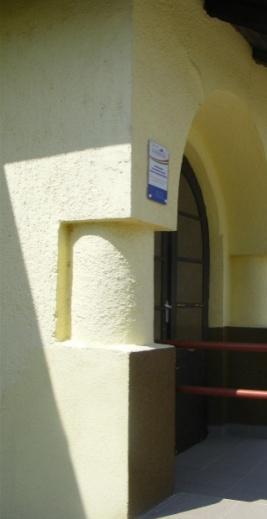 6 ANYAGHASZNÁLAT, SZÍNEK, HOMLOKZATKÉPZÉS Egy ház