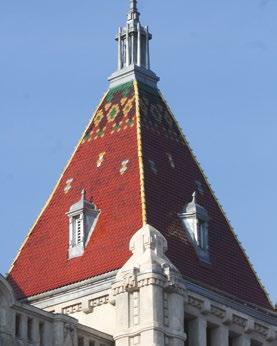 meg. A korhű kerámia tetőcserepeket a Tondach kifejezetten