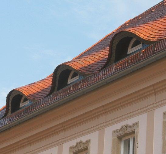 várnegyed szívében található, az Országház