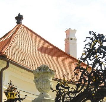 világháború idején sokat szenvedett, berendezéseit