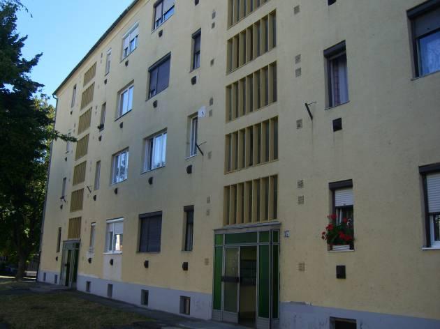 1138/4 Kazincbarcika, Május 1.