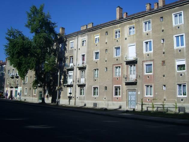 BEÉPÍTÉSI MÓD SZINTSZÁM TETŐ lakó épület