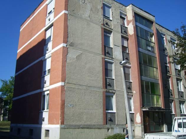 1136/13 Kazincbarcika, Ifjumunkás tér 2-4