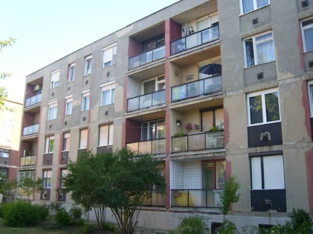 MÓD SZINTSZÁM TETŐ lakó épület