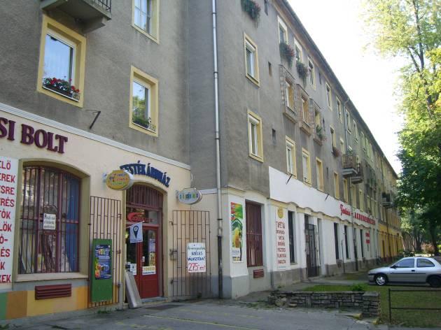 lakó épület FUNKCIÓ ÉPÍTÉS IDEJE