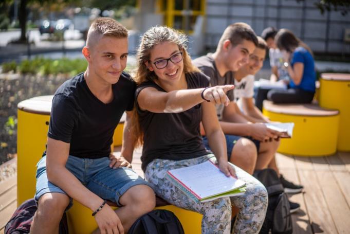 Többet is megtudhatsz rólunk! GYERE EL NYÍLT NAPUNKRA! 2018. november 28. szerda 16:00 FELVÉTELI Írásbeli 2019. január 19. szombat 10:00 Szóbeli 2019. március 1.