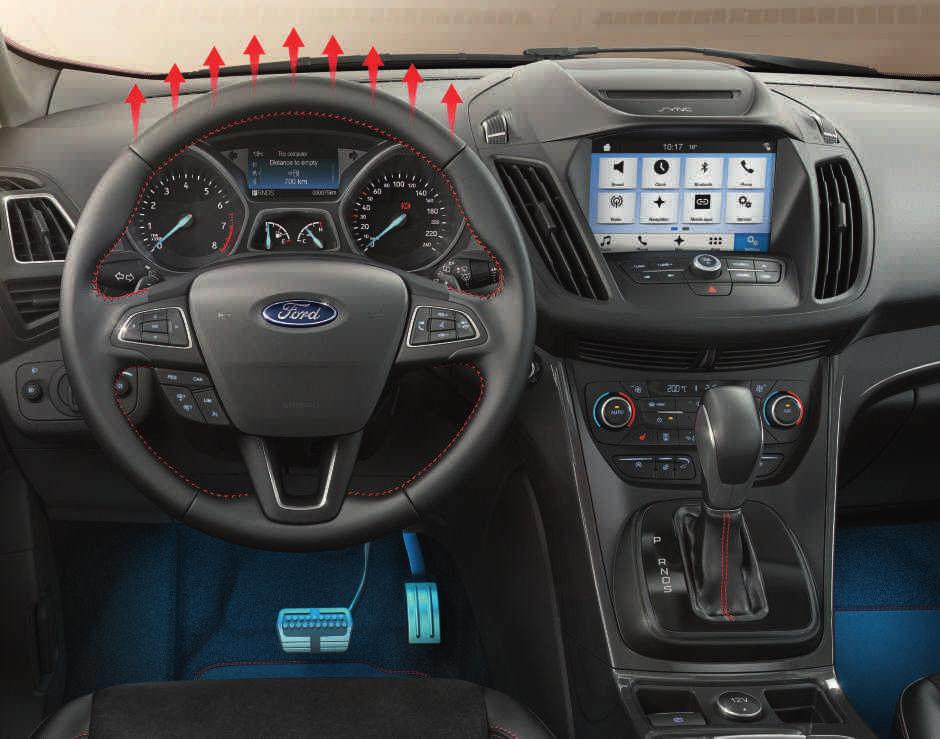 40 FORD KUGA Belső felszereltségek Fedezzen fel még több nagyszerű jellemzőt!