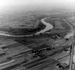 2005/XVII. 3 4. nevelési-, Pusztai János oktatási és mûvelõdési felelõs alkotta a klub vezérkarát.