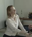 TONI ERDMANN MAREN ADE FILMJE Amikor Ines-hez, egy német nagyvállalat Bukarestbe kihelyezett üzletasszonyához váratlanul beállít az édesapja, Ines nem rejti véka alá elkeseredését.