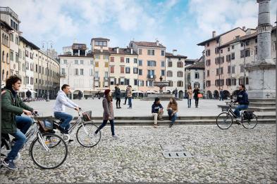 Egészséges városok Városhálózatok Európában, Olaszország Polgármesterek, alpolgármesterek hálózata; Elkötelezettek az egészség és az