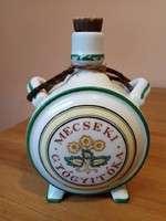 használták. Versenytársa lett a Zwack likőrnek.