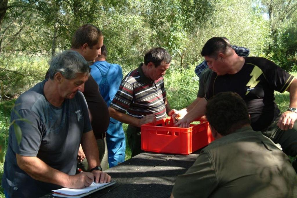 Naturam expellas furca, tamen usque recurret" (Horatius). Űzd ki a természetet, bár vasvillával, mégis újra visszatér.