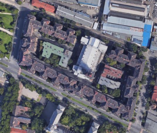 A Hungária körút Salgótarjáni utca Keleti pályaudvarra befutó vasúti vágányok közötti háromszög alakú, 2,6 ha-os területen áll az 1894-96 között épített MÁV főműhelyi munkás lakótelepének 14