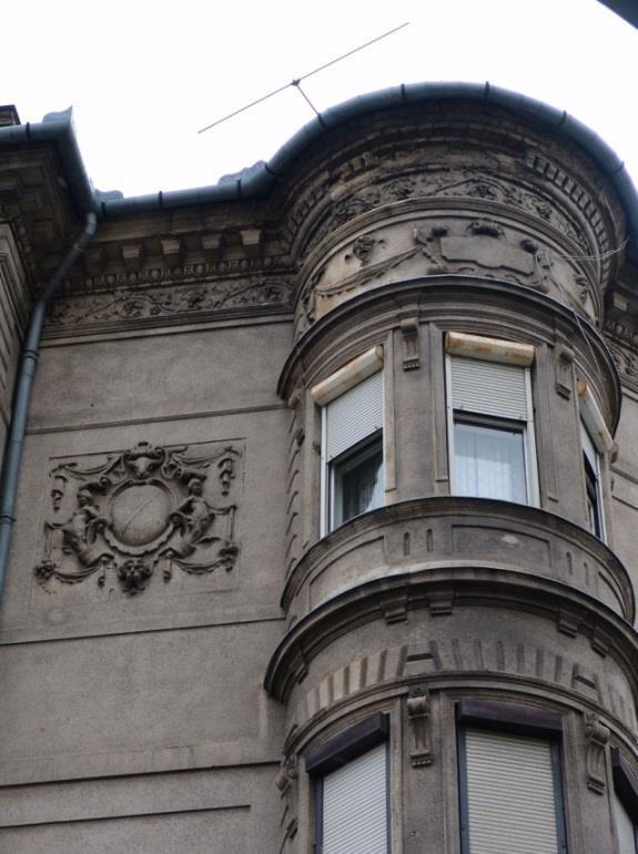 8. Kerepesdűlő: A Kerepesdűlőt a Fiumei út Baross tér Thököly út - Verseny utca Dózsa György út Asztalos Sándor utca Salgótarjáni út határolja.