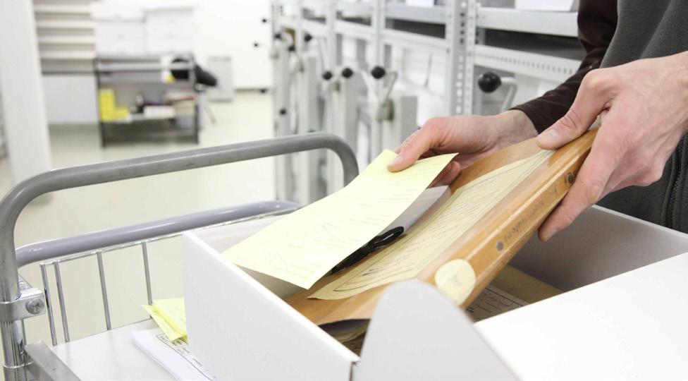 ) A referensekre egyenként és átlagosan 43 kutató, 42 kutatási téma és 403 kutatási eset jutott ebben az évben.