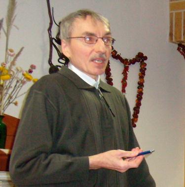 REMÉNYSÉG ÚVOD Mgr. Kálmán Szőcs - riaditeľ Jeden za všetkých všetci za jedného Táto známa zásada sa prejavovala v našej organizácii aj v roku 2011.