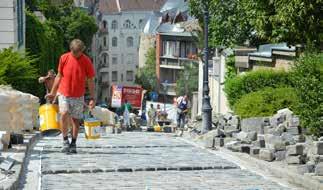 ERZSÉBET TÉR, BUDAPEST, MAGYARORSZÁG BUDAPEST, FIÁTH JÁNOS UTCA MAGYARORSZÁG PROJEKT LEÍRÁSA Az évek során, folyamatos forgalomnak (intenzív busz forgalom és egyéb nehéz haszongépjárművek) kitett