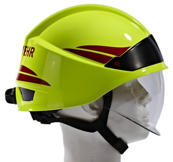 5. ábra: RosenbauerHeros SMART - Tűzoltó gépjárművezetők könnyített sisakja [8] A beavatkozó állomány védőruháinak cseréjét is megkezdte a katasztrófavédelem.