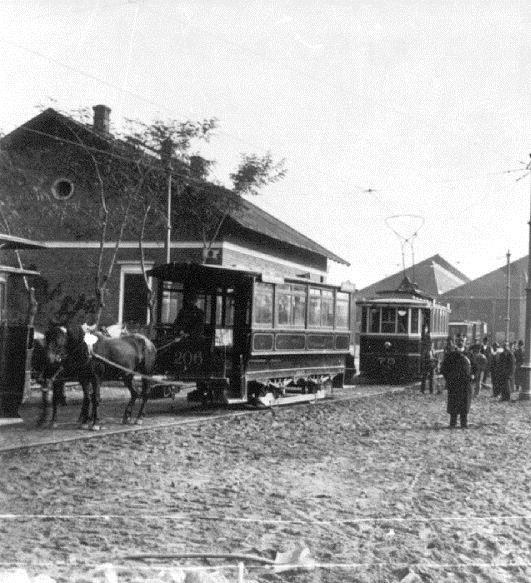 Történelem I. Budapest 1873-ban született meg Pest, Buda és Óbuda egyesülésével.