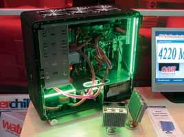 a 6600 GT nagy sikerével). Így a gyártók maguk álltak Chriss Lee Gigabyte Kompatibilis a dual GPU-s kártyátok bármilyen alaplappal?