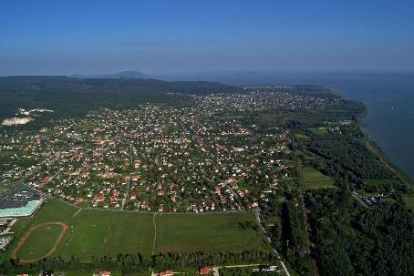 Terület: 20 km2 Kitűnő geopozíció és természeti adottság Lakosságszám: 4000