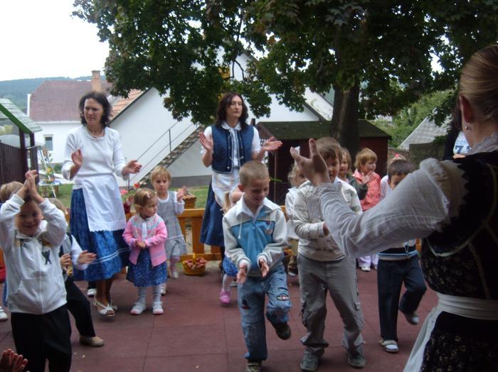 Ha kedvük van még, új szereplőket választunk.