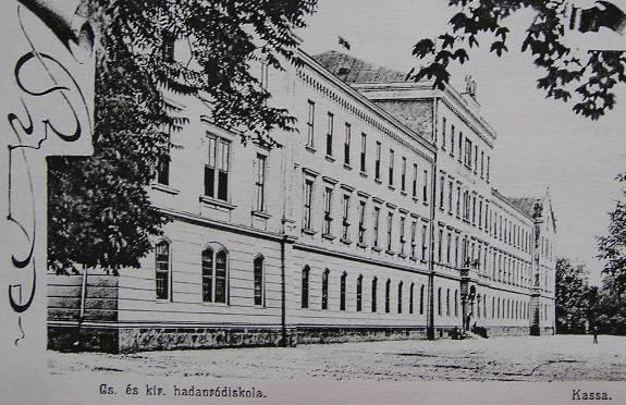 alreáliskola 72.