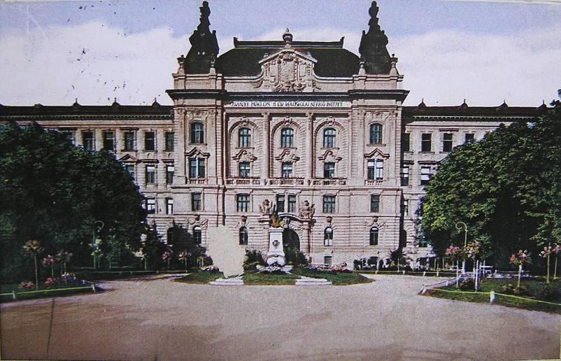 előkertjében 129.