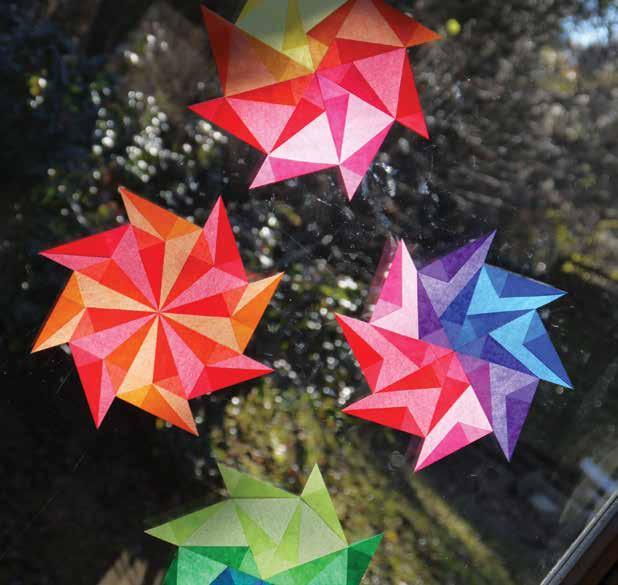 PAPÍR-ORIGAMI KÉZMŰVES FOGLALKOZÁS 15 éves kortól, felnőtteknek is július 9 13. naponta 9.00 13.00 Papír dekoráció, használati tárgyak készítése 1.