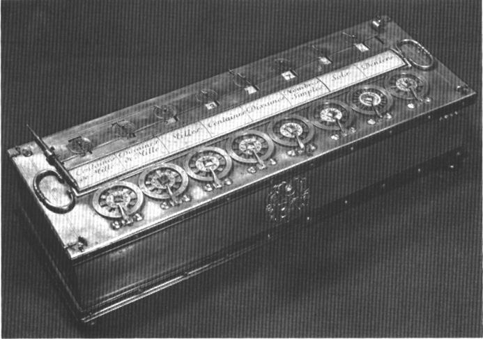 Az első, egységes egészként működő összeadó- gépet Blaise Pascal francia filozófus tervezte 1642-ben.