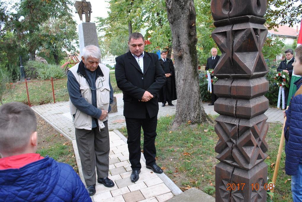 KÖZSÉGI DOBSZÓ XI. évf. 10. szám 2.