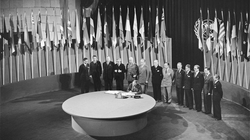 Az ENSZ alapokmányát 1945.