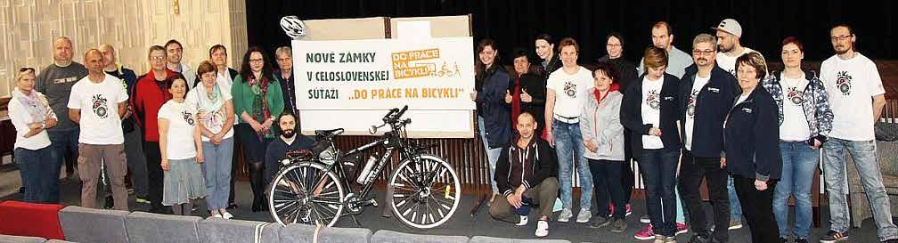 2 Város A tavalyihoz képest több csapat és résztvevő pattan kerékpárra munkába menet A Béke moziba köszöntötték a Kerékpárral munkába 2017 verseny csapatait.
