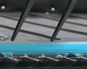 egyenetlen terepen. A Flex-Float technológia eredménye egy sima, egyenletes terményáram mely jelentősen megnöveli a kombájn termelékenységét.