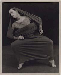 6. Mutassa be Martha Graham három alkotói korszakát az alábbi három koreográfia elemzésén keresztül: Lamentation, Errand into the maze, Act of light!
