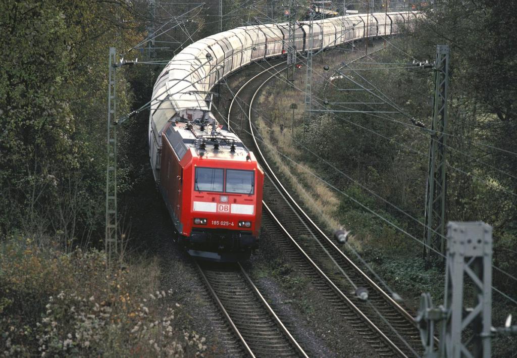 A németországi megoldások A német kormány zajcsökkentés stratégiája három lábon áll: zajszegény fékrendszerek, zajcsökkentés a már meglévő vágányok környezetében, zajos vagonok forgalmának megtiltása