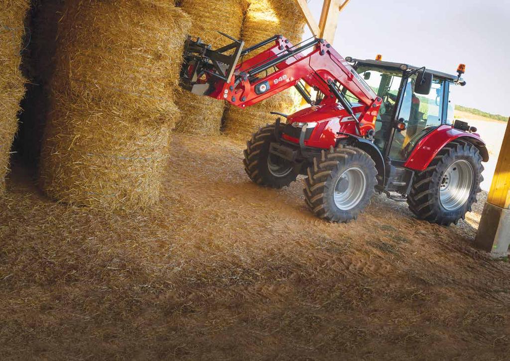 22 www.asseyferguson.co A páratan rakodási speciaista Az MF 5600-as sorozat traktorjait kifejezetten az MF 900-as sorozatú rakodók optiáis kezeésére fejesztették ki.