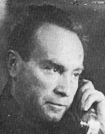 História 107 Szimán János vörösőrök együtt Fecske Sándorhoz léptek és felszólították őt, hogy menjen velük a direktórium elé. Fecske Sándor engedelmeskedett.