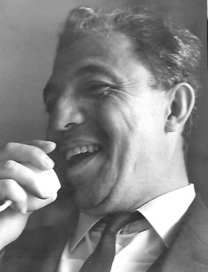 156 1956 forradalma dalmat. Ebből nőtt ki hamarosan az Egri Nyári Karnevál színes programja, amely napjainkra már az ország egyik jelentős, hivatásos fesztiváljává fejlődött.