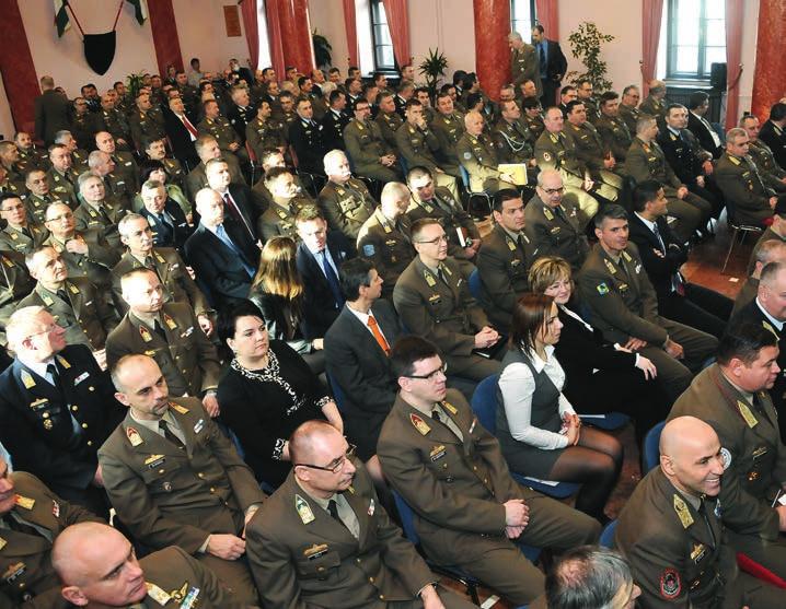 emberek biztonsága szenved csorbát.