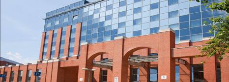 Informatikai Kar Alapképzések Programtervező informatikus alapképzési szak A programtervező informatikus alapszakon hallgatóink az informatikai feladatok megoldásához szükséges elméleti és speciális