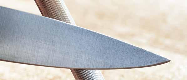 kovácsolt nyelű kések 659. Steak/ Paradicsom 13 cm 798 Ft/db 661. Csontozó 15 cm 898 Ft/db 663.