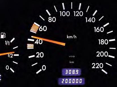 Vizáljuk me, oy ey autó óránként mekkora utat tez me! Azt tapaztaljuk, oy az elő órában 50 km-t, a máodikban i 50 km-t, é minden további órában 50 km-t tez me. Elmondatjuk, oy az autó mozáa eyenlete?