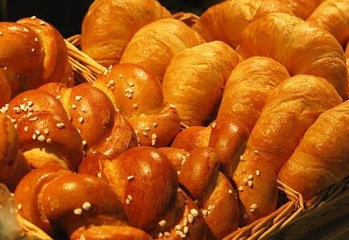 Az étel feldolgozása Korábban, az 1. Fejezetben tanultuk, hogy ételeinket a természetből nyerjük. Ezek állati, növényi vagy ásványi eredetűek lehetnek.
