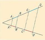 35.) Egy derékszögű háromszög befogói 10 és 24 cm hosszúak. Milyen hosszú szakaszokra bontja az átfogót a hozzá tartozó magasság? Mekkora a háromszög területe?