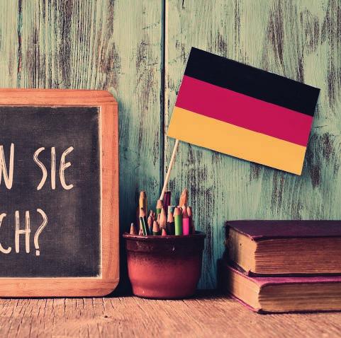 tanácsadások, egészségügyi eszközök, termékek bemutatója stb. Topolcsányi Laura: SZELLEM A SPÁJZBAN vígjáték a Turay Ida Színház előadásában Ferencvárosi Művelődési Központ, színházterem DECEMBER 7.