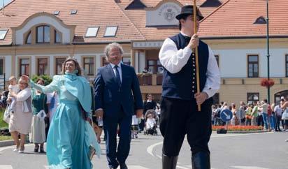 A földművelést az európai népektől vettük át. Iskoláinkban sajnos, helytelenül ma is így tanítják.