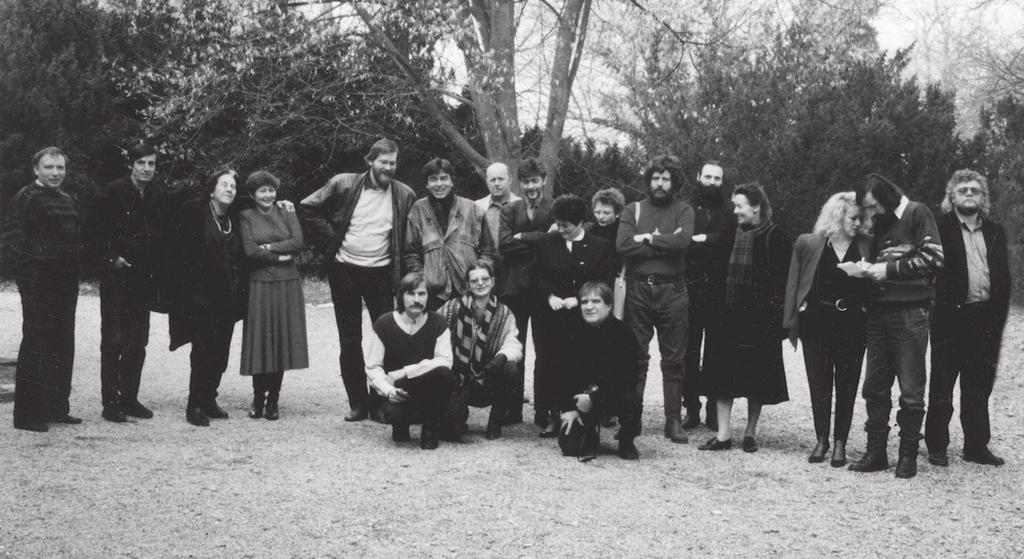 I. Országos Grafikai Konferencia Zsennye, 1993. február 14. Az első Országos Grafikai Konferencia résztvevői.